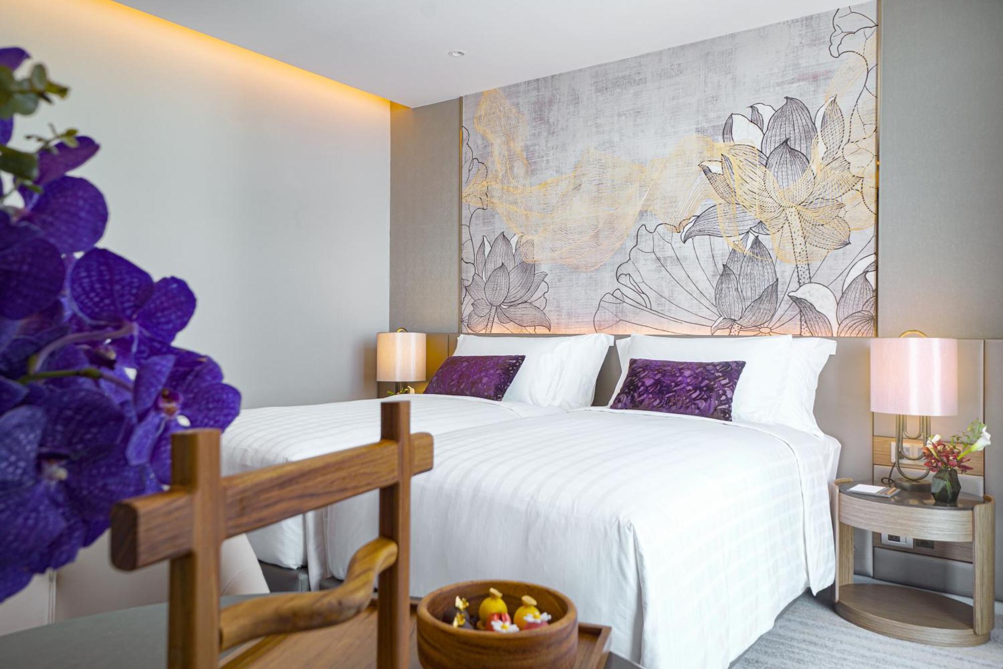 Chatrium Grand Bangkok Exterior photo Deluxe Room