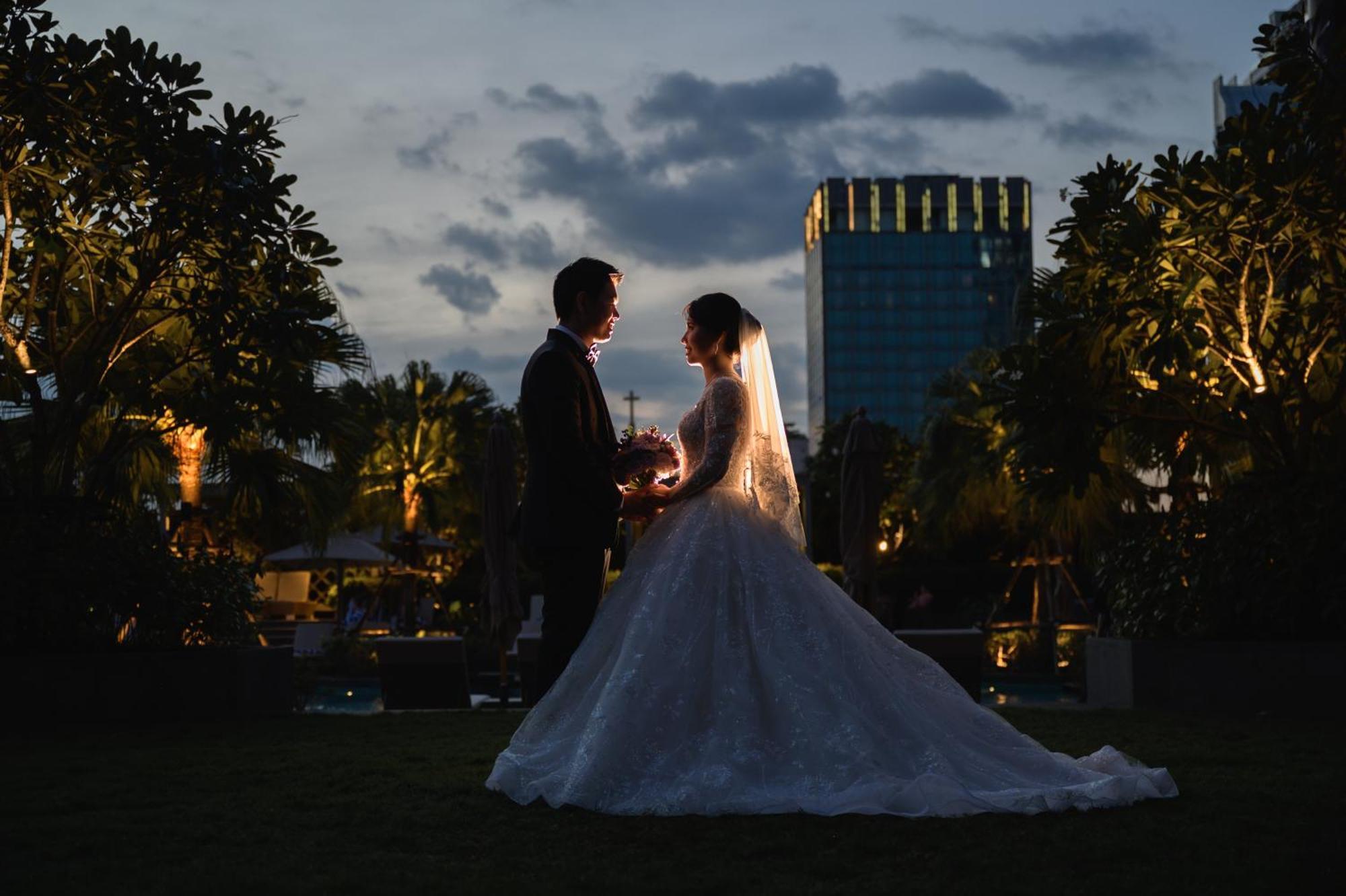 Chatrium Grand Bangkok Exterior photo A Thai wedding